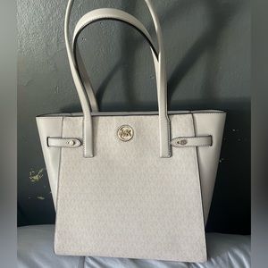 Michael Kors Carmen Large Tote